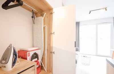 Location d’un appartement meublé et chaleureux d’1 pièce, 23 m², Partynice, Wrocław, Pologne